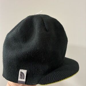 Reversible Knit brimmed Cap